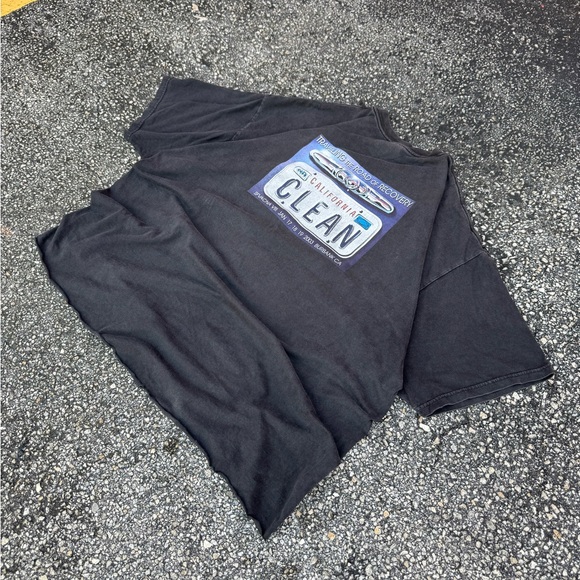 Hanes Black T-Shirt (2XL) - Picture 3 of 6